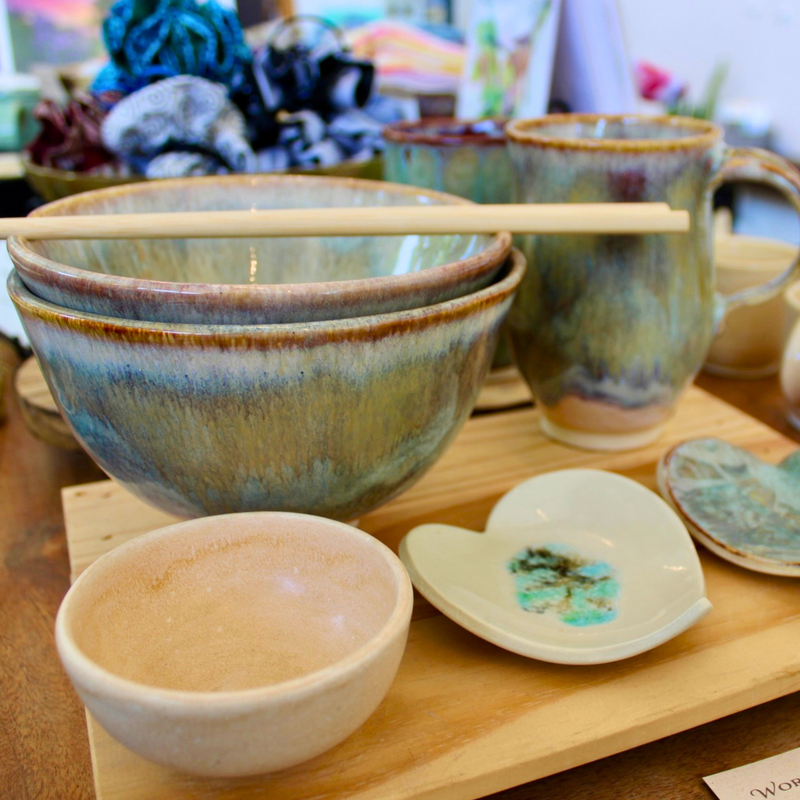 Ceramics & Glassware