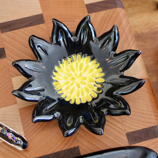 Flower Garlic Grater
