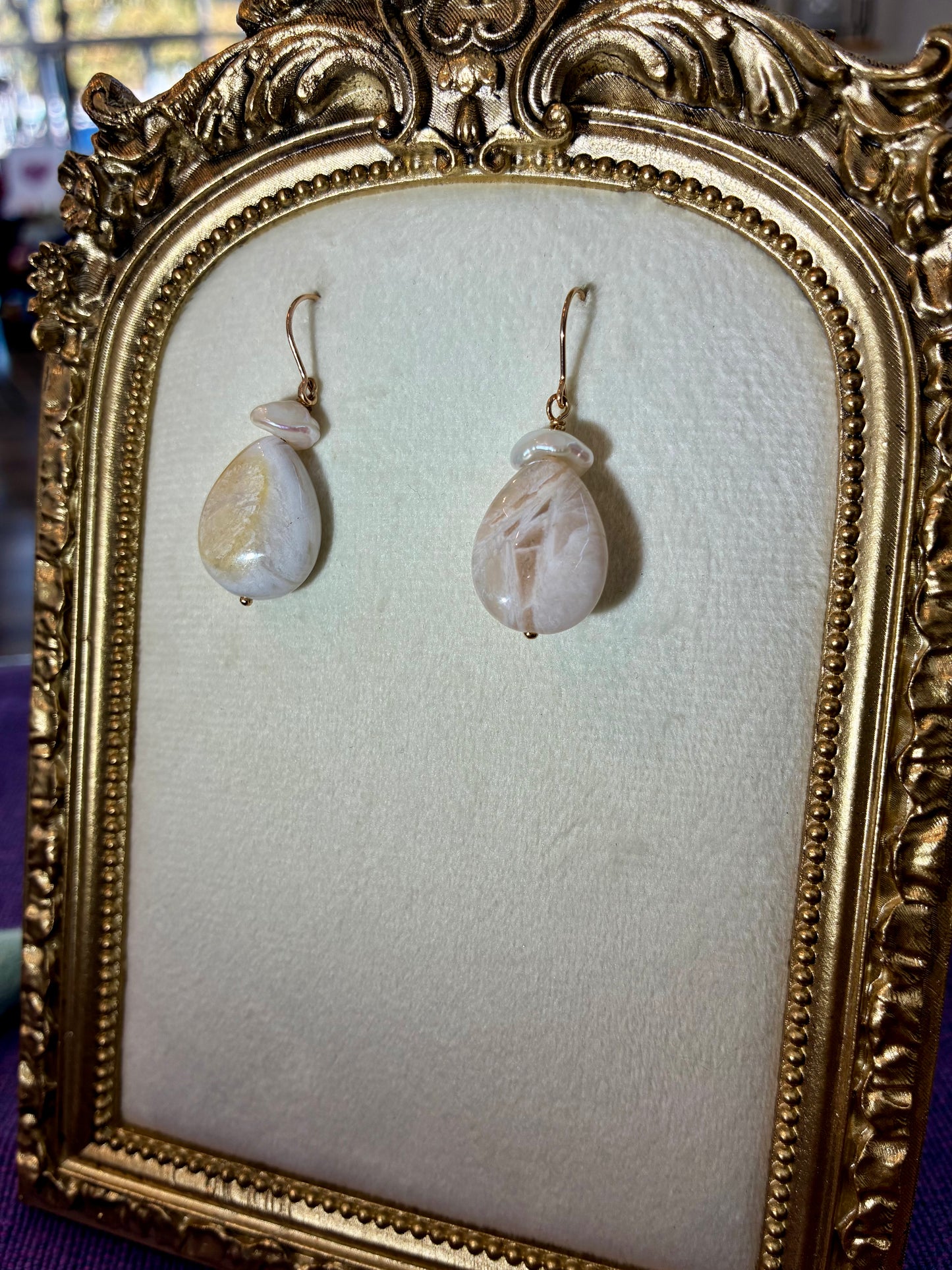 Agate and Pearl Teardrop Earrings